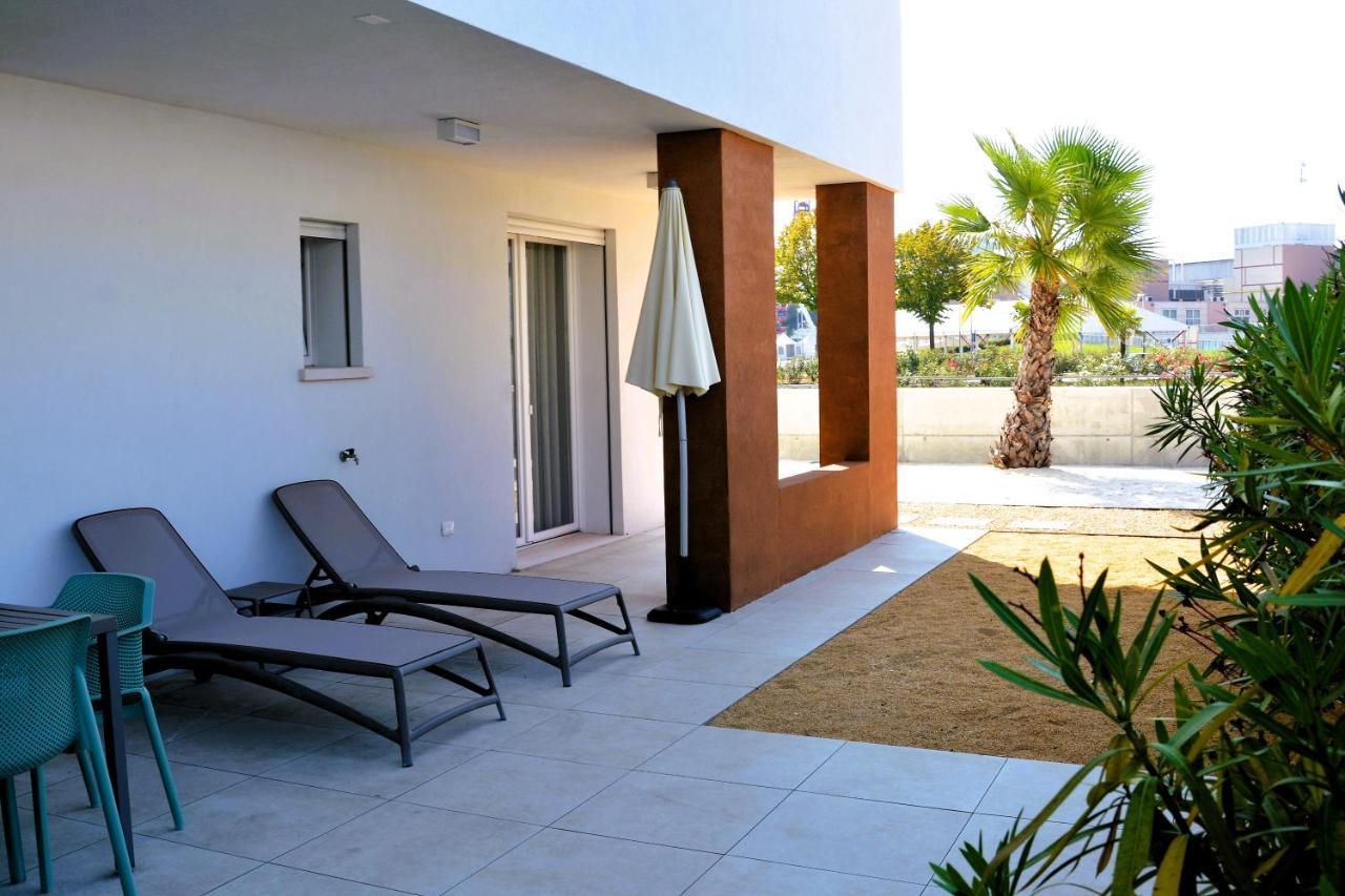 Sun Beach Residence Con Piscina - Piazza Brescia - Adria Holiday Jesolo - Family Apartments Ngoại thất bức ảnh
